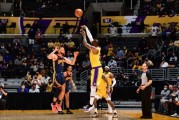 NBA西部卡位战太阳113-110绝杀湖人送其三连败