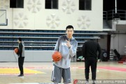寒夜砺剑，青岛双星盼破晓之光