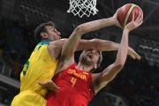 2016奥运会男篮中国vs美国：57分差距见证中美篮球鸿沟