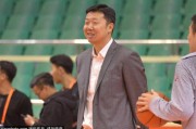 王治郅泉城探旧部 温情脉脉引追忆
