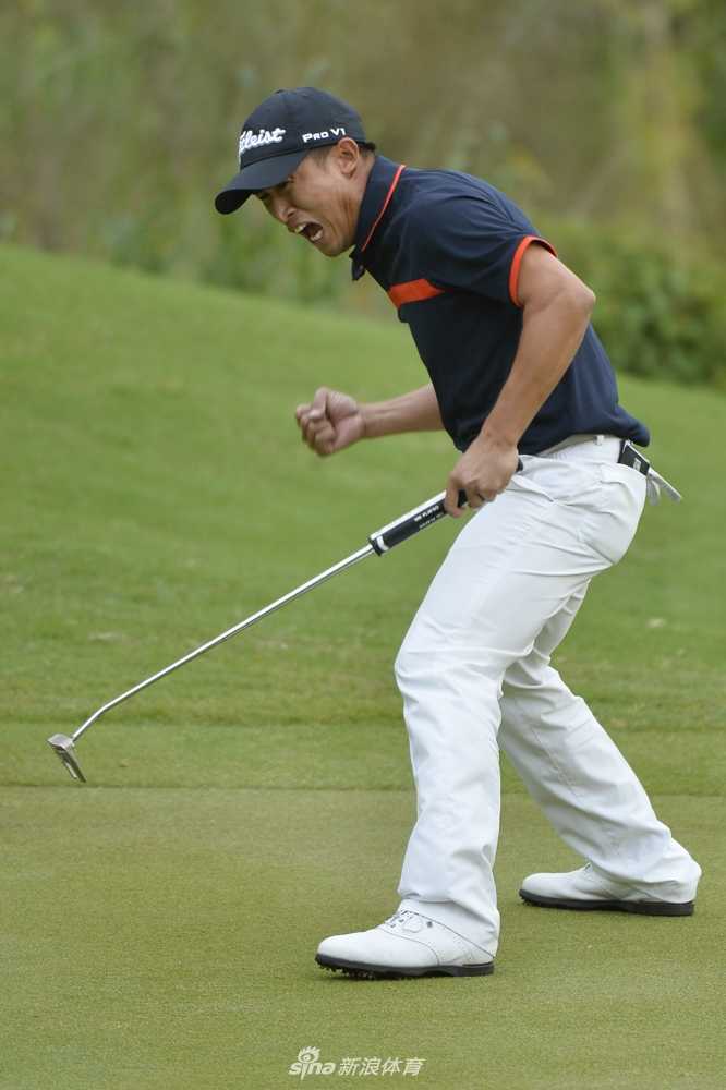 肖博文、元天等一众职业好手在比赛中凝神静气，准备击球的瞬间