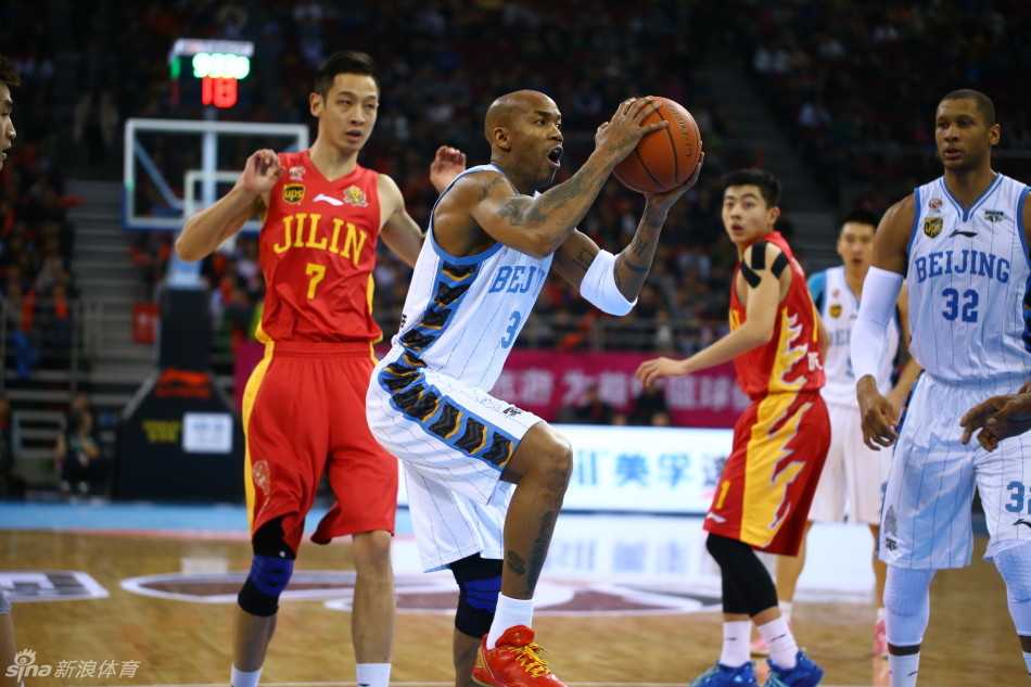 京华烟云首钢魂 老马轻骑破敌营,纵有千军万马亦难挡其锋