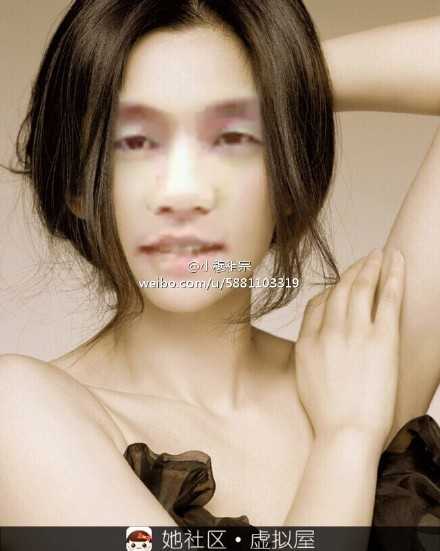 郭艾伦的脸被完美融合进一张经典影视剧剧照中，他身穿古装，表情夸张地张着嘴，仿佛在呐喊助威，毫无违和感的P图技术让人赞叹网友们的脑洞之大。