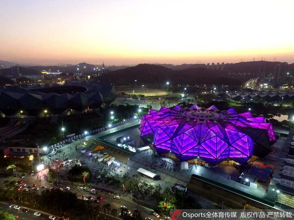 于长春在三分球大赛中出手，篮球在空中划过一道完美的弧线，准确坠入篮网，现场比分牌定格在了破纪录的24分。