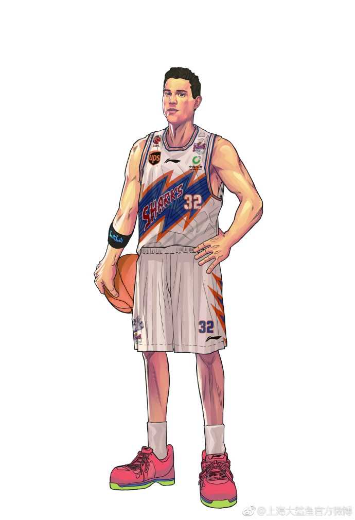 身着水手服的元气少女与憨态可掬的吉祥物同框，她们不仅是赛场的亮丽风景，更是连接二次元应援文化与三次元竞技体育的使者。