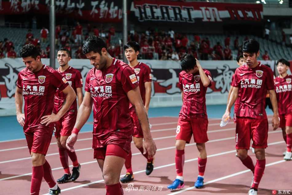 上港4-1权健复盘：巴西三叉戟导演主场大捷