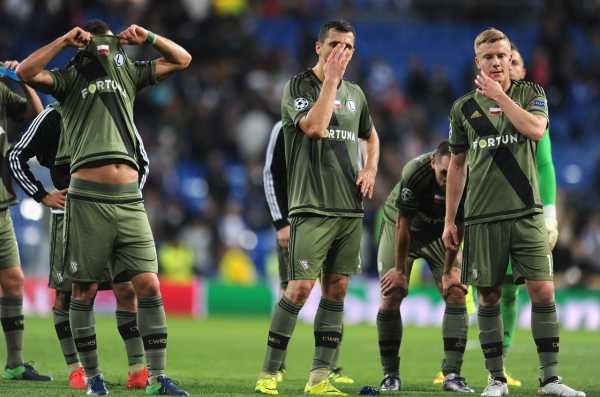 华沙军团4-0双杀科克城 欧冠资格赛强势晋级