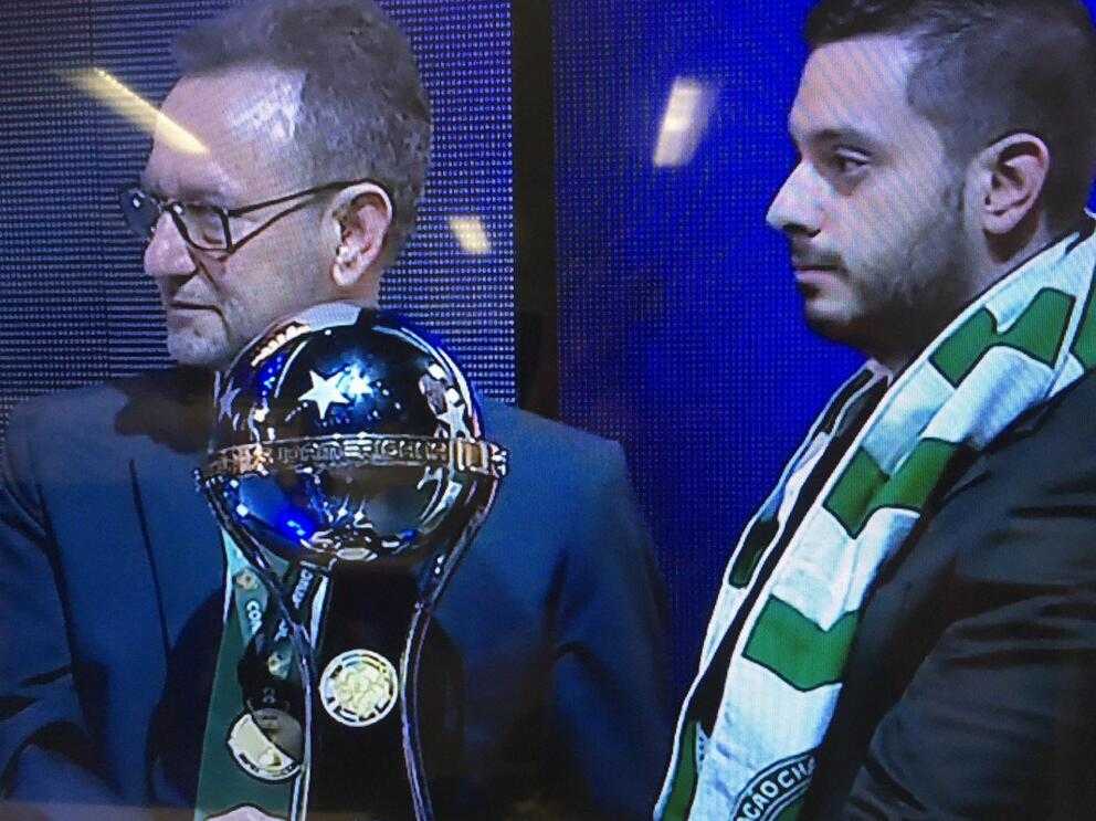 巴伊亚3-0大胜沙佩科恩斯 新帅开门红席卷主场