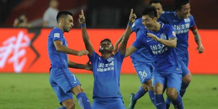 恒大2-0富力迎范加尔首秀开门黑 暴力鸟传射主宰德比 恒大2-0富力迎范加尔首秀开门黑 暴力鸟传射主宰德比