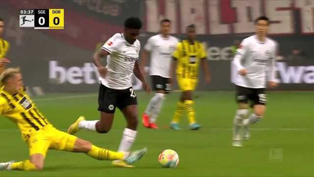 德甲补时六球对飙！法兰克福3-3多特蒙德