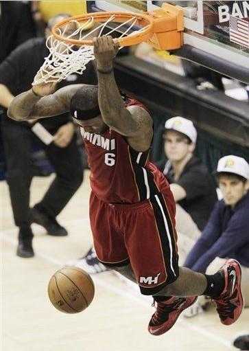 标题：2012东部半决赛G3：韦德5分热火19分惨败步行者