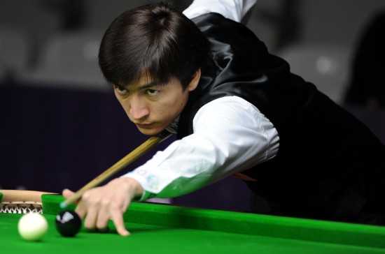 标题：斯诺克中巡赛张家港站丁俊晖横扫肉孜买买提（22字）