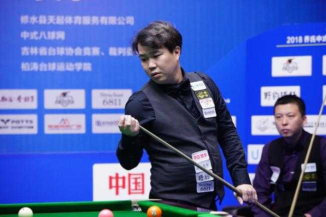 标题：斯诺克中巡赛张家港站丁俊晖横扫肉孜买买提（22字）