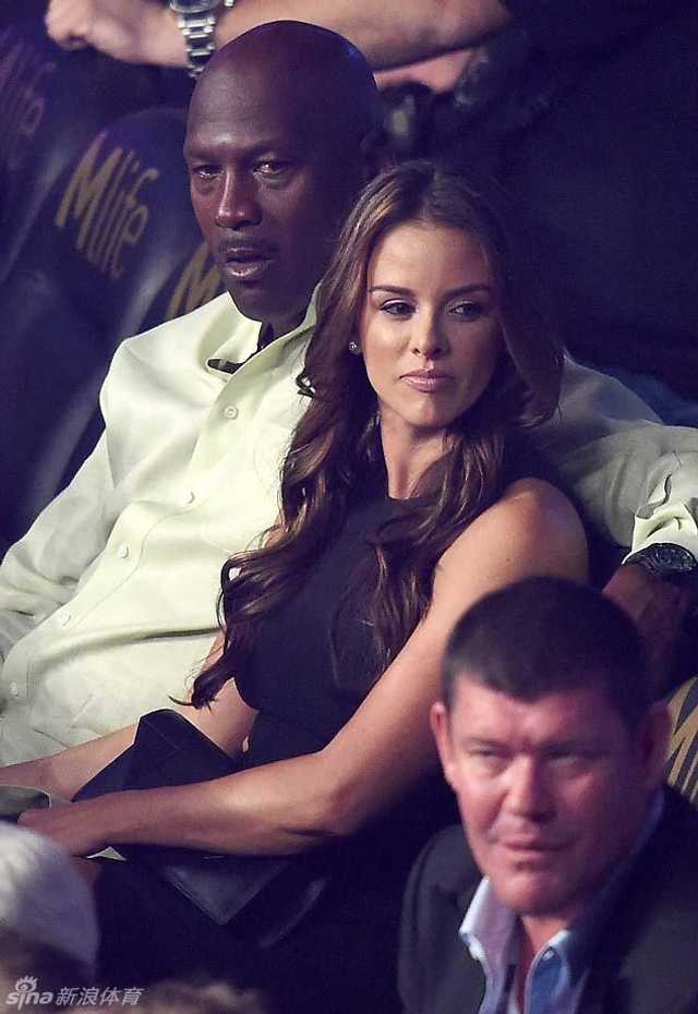 梅威瑟点数完胜帕奎奥,世纪之战防守致胜 梅威瑟点数完胜帕奎奥,世纪之战防守致胜