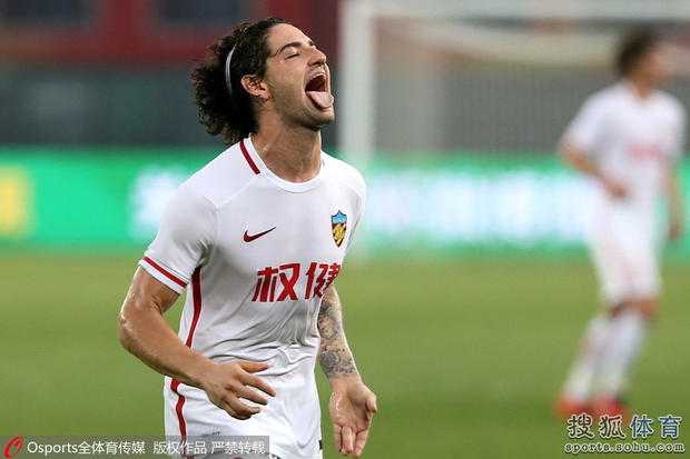 足协杯-上港4-0奇迹翻盘权健!胡尔克双响+郑致云绝杀创历史 足协杯-上港4-0奇迹翻盘权健!胡尔克双响+郑致云绝杀创历史