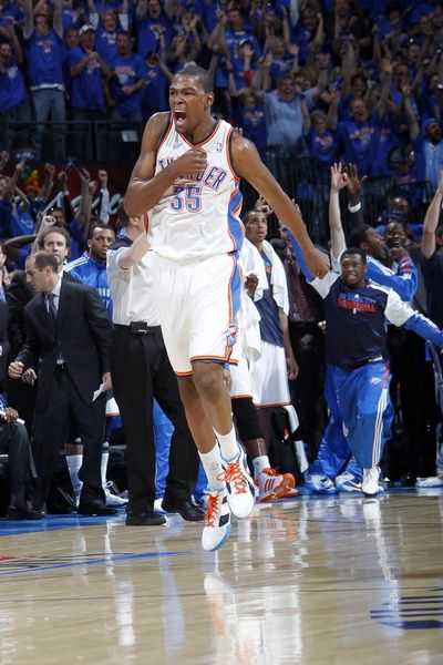 马刺天王山28分屠雷霆夺赛点 邓肯22+12碾碎雷霆内线