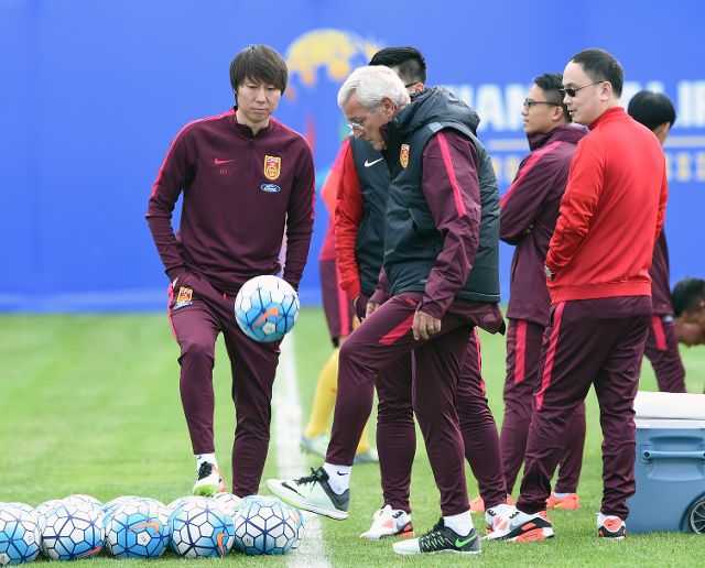 2026世预赛亚洲区18强赛：卡塔尔1-0中国，国足客场憾负跌至小组第五