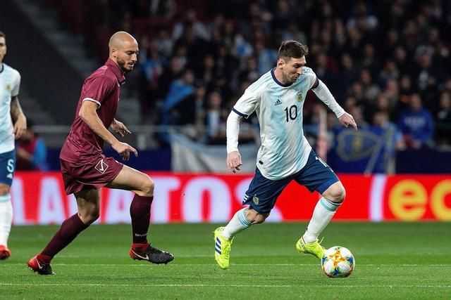 Messi’s Last-Gasp Stunner Sends Argentina Past Iran in World Cup Group Stage