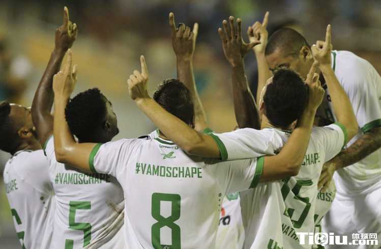 “沙佩科恩斯vs苏利亚：空难重组后解放者杯首胜”