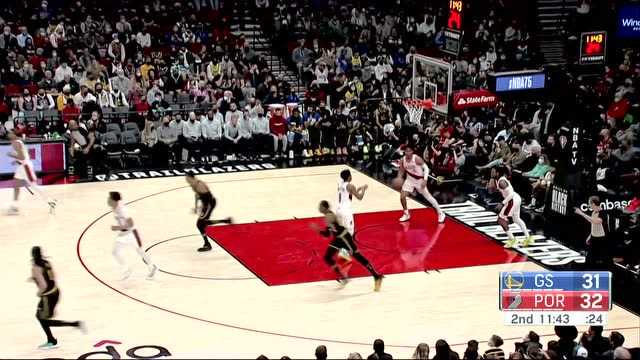 勇士22记三分雨淹没开拓者，库里11助盘活全队拒绝赛季横扫