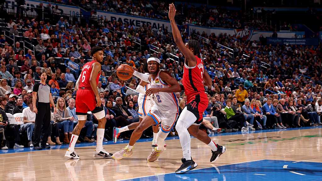 哈登41分对飙威少40+三双 火箭3分险胜雷霆