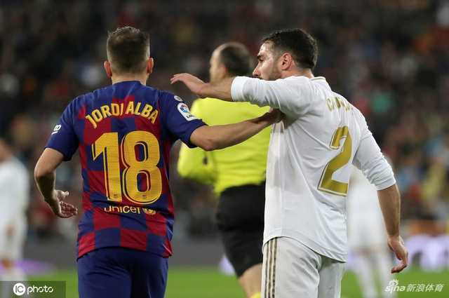 巴萨笑纳皇马大礼！西甲争冠主动权已易主