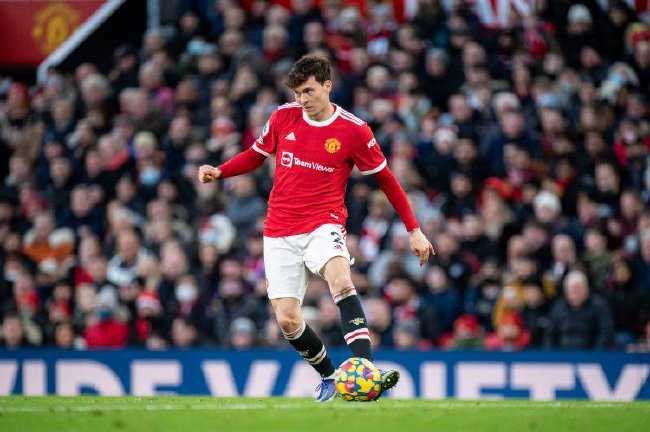 新帅首秀曼联2-0完胜曼城，德比碾压重返英超前四