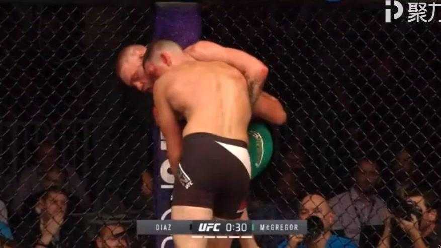 UFC202史诗二番战：嘴炮复仇小麻逐回详解