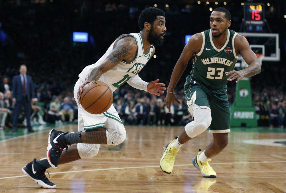 雄鹿28分惨败猛龙，字母哥独木难支季后赛席位告急