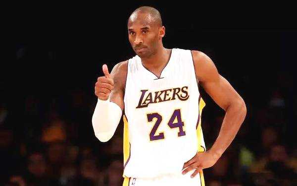 根科米尔降服安东尼约翰卫冕 UFC210 拳坛传奇落幕