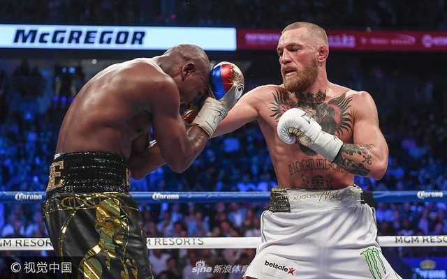 梅威瑟第十回合TKO嘴炮康纳，50胜0负创历史