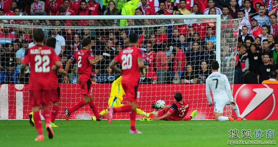 逆袭！西超杯巴萨2-1逆转塞维利亚第13次捧杯