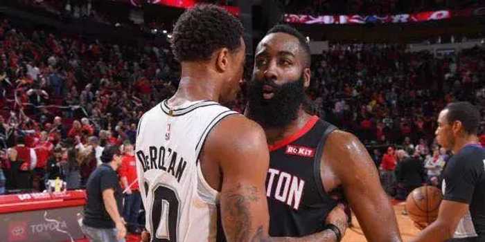 阿门25+8+5+2帽率火箭升西部第四