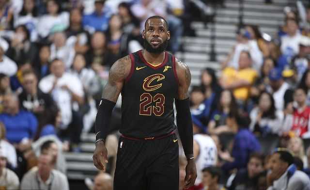 骑士vs步行者G2录像：加兰末节7中7率残阵大逆转