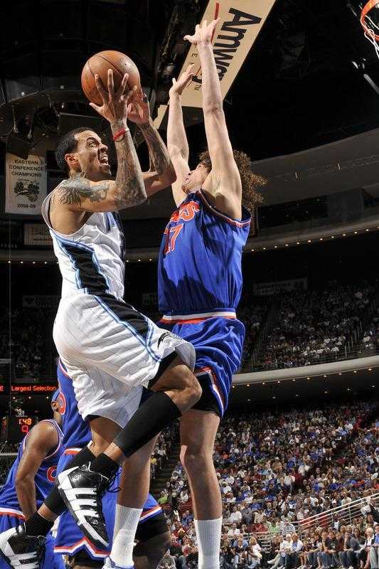 🏀骑士双枪68分主场险胜魔术4.5分盘口